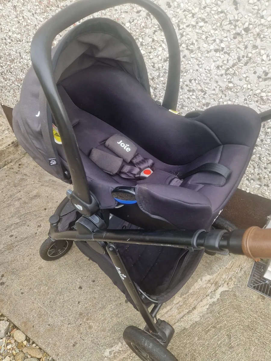 Joie Versatrax Travel System - Image 3