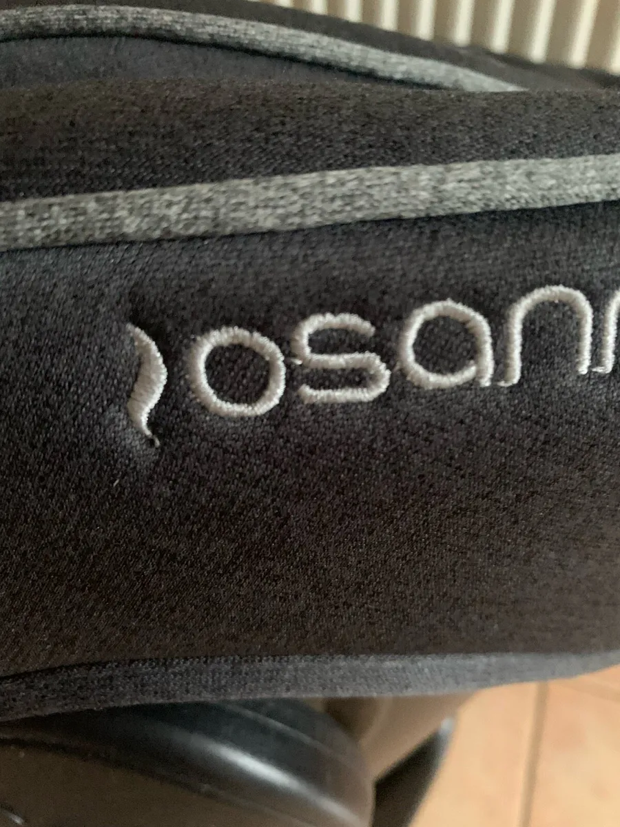 360 spin isofix car seat..Gorey - Image 3