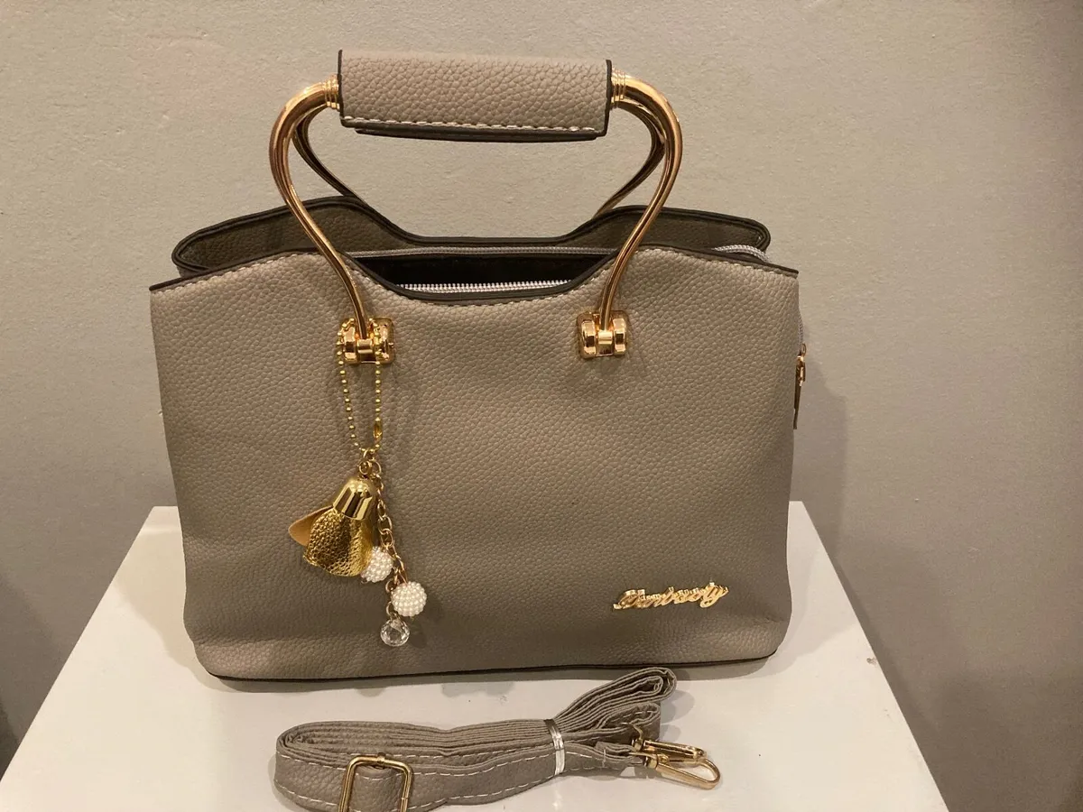 Brand New Ladies Crossbody Bag - Image 3