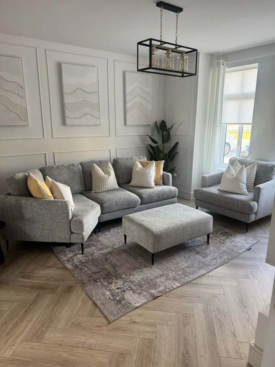 Sofa - 3 seater, 1 arm chair and foot rest - Image 1
