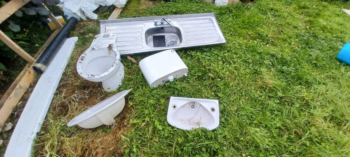 Sinks - Image 2