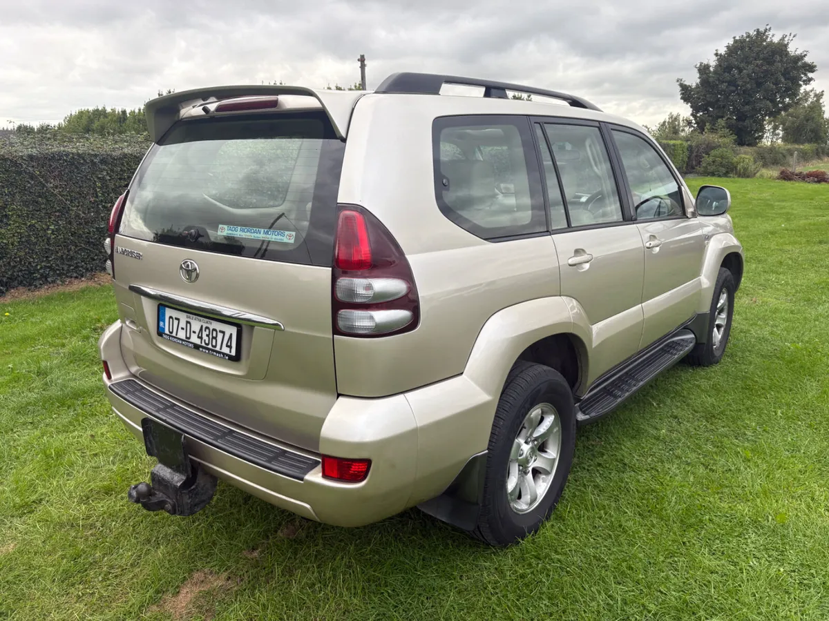 07 Toyota Land Cruiser CrewCab Commercial - Image 4