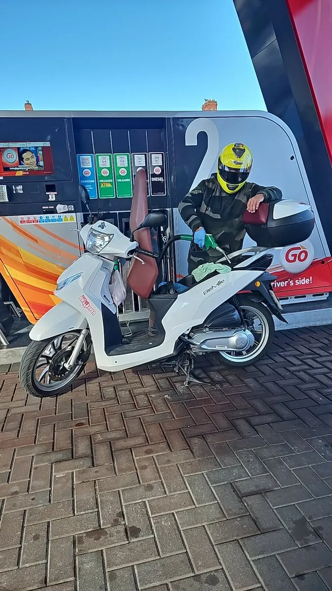Moped - Image 2