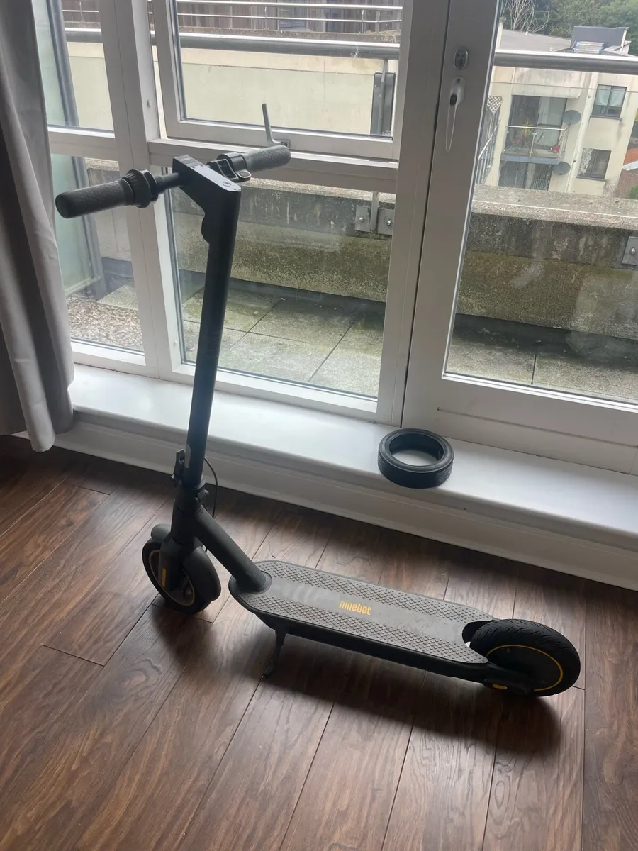 Segway Ninebot G30 Max - Non runner for repair - Image 1