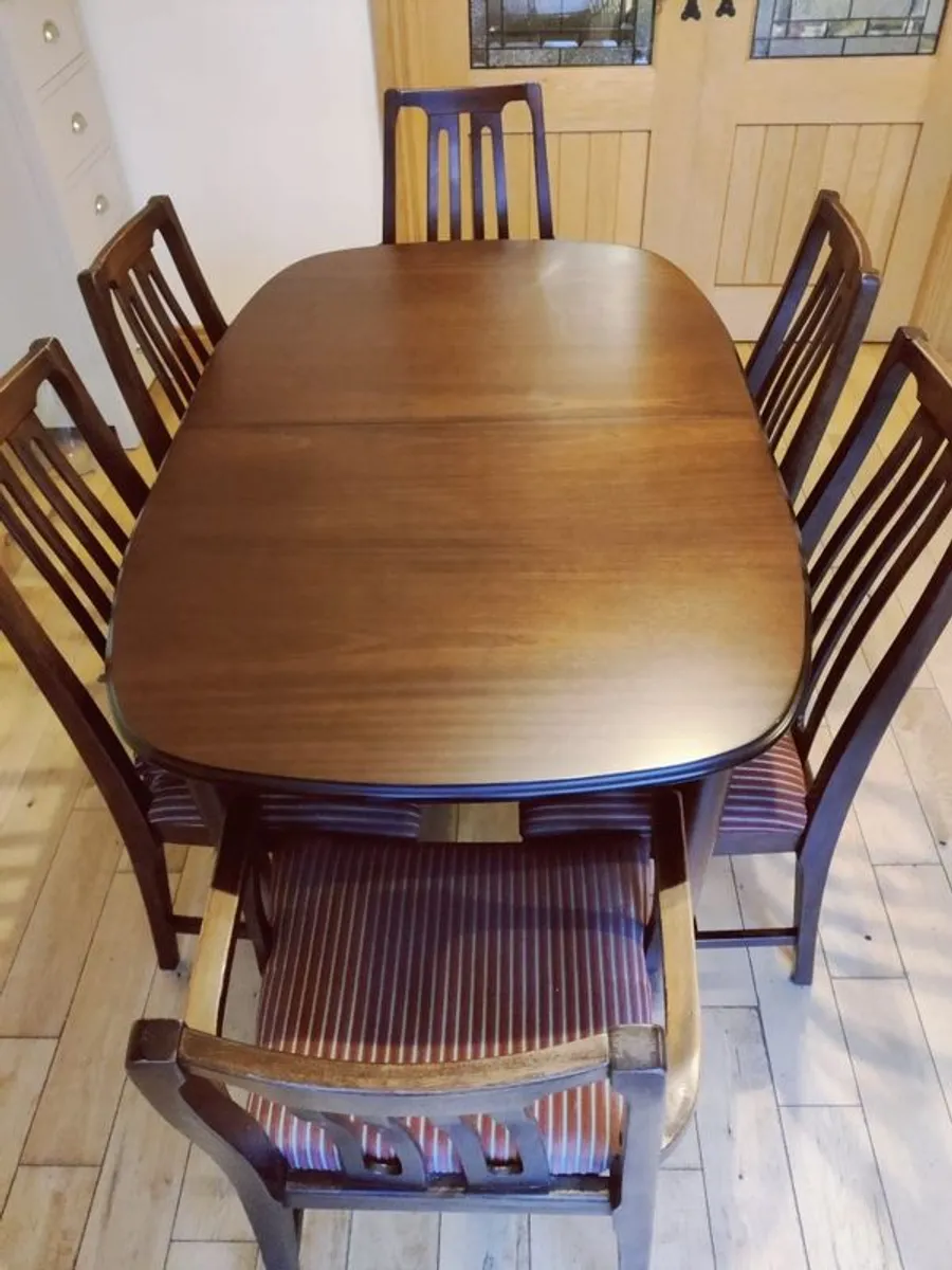 Rossmore Mahogony Dining Table &Chairs - Image 1