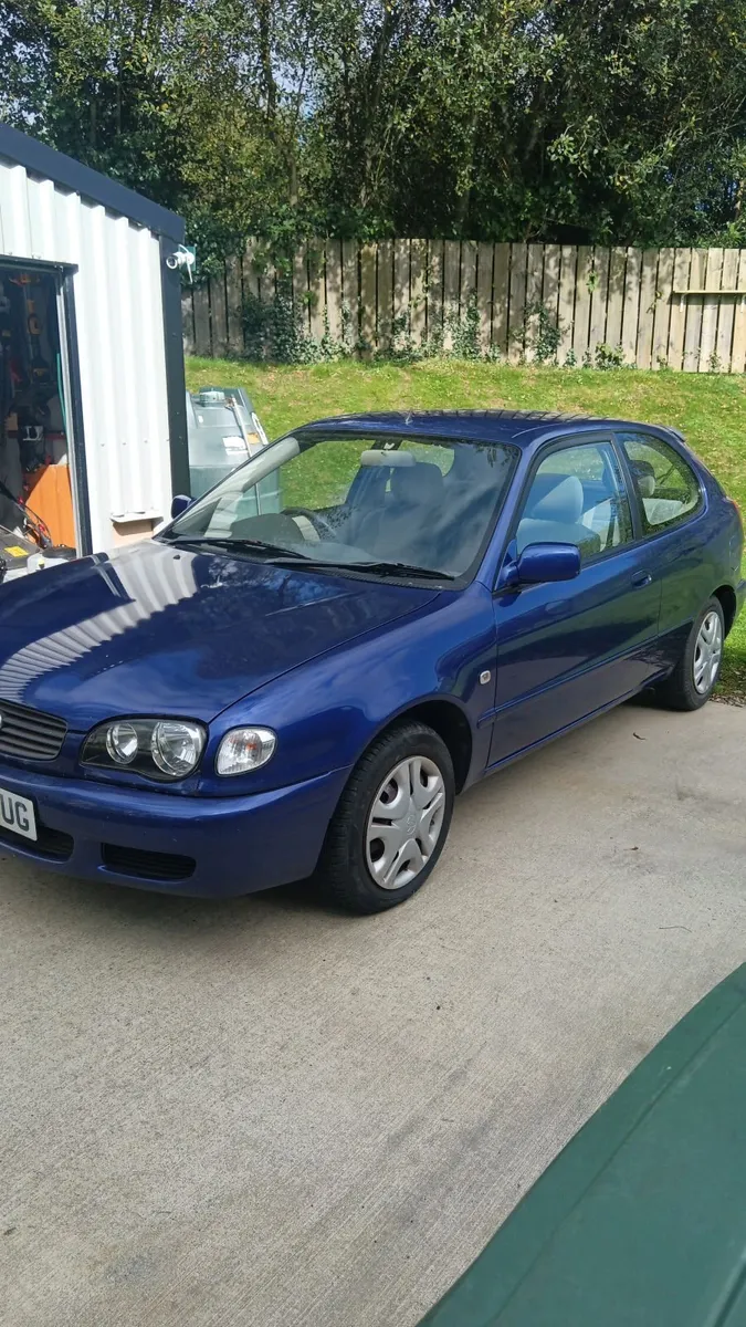 Toyota Corolla e11