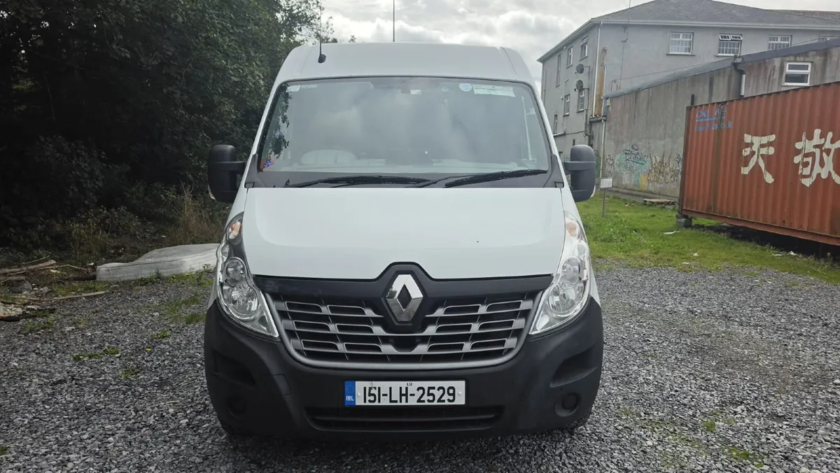 Renault Master 2015 DCI Business - Image 1