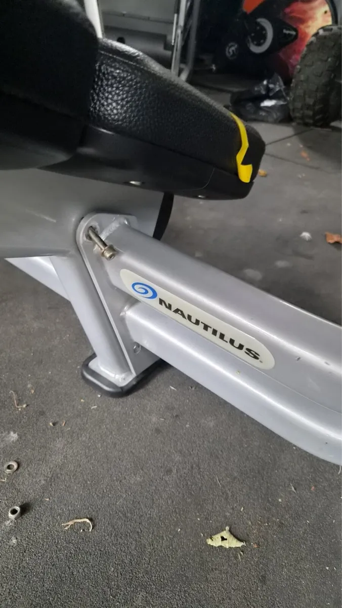 ⭐️⭐️NAUTILUS DECLINE BENCH⭐️⭐️ - Image 2