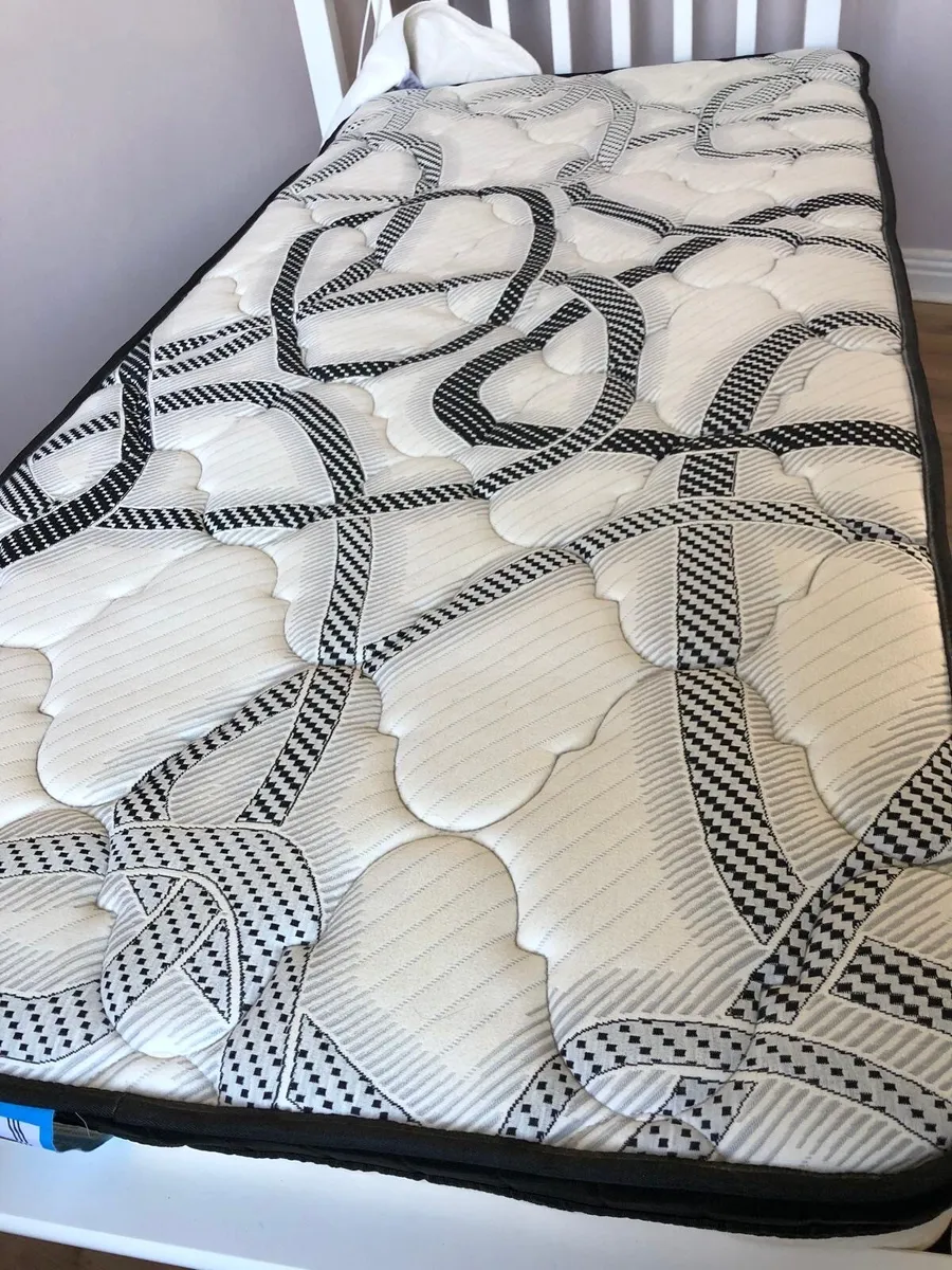 Mattress - Image 2