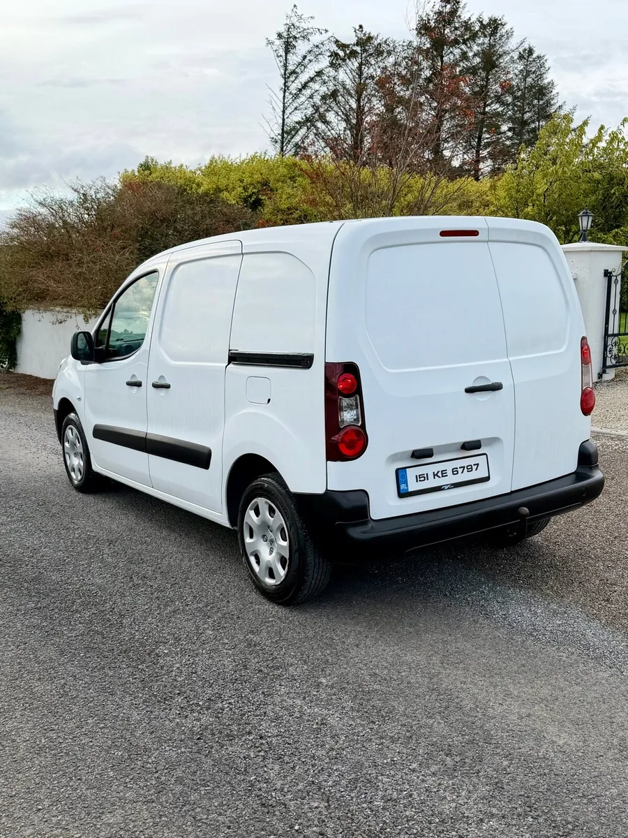 2015 Peugeot partner - Image 3