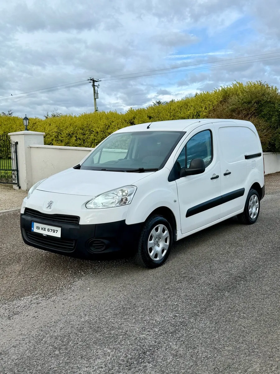 2015 Peugeot partner - Image 1