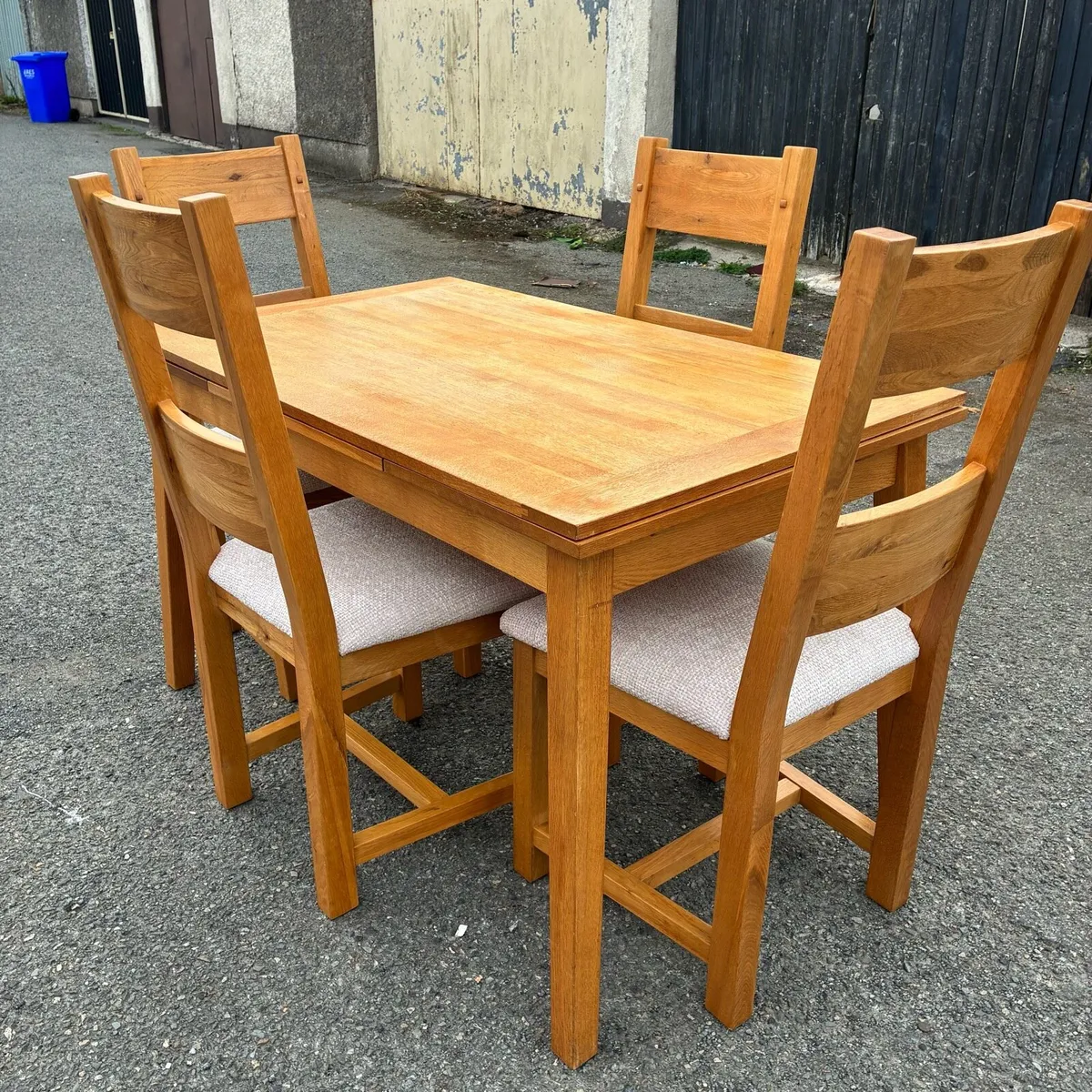 Fab! 4 solid oak Chairs newly recovered  & table - Image 4