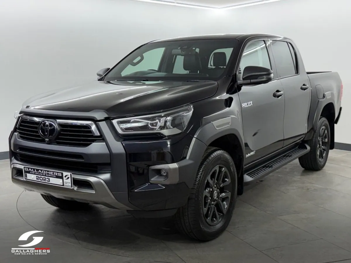 Toyota Hilux (232) INVINCIBLE X 2.8 D-4D 4WD AUTO - Image 3