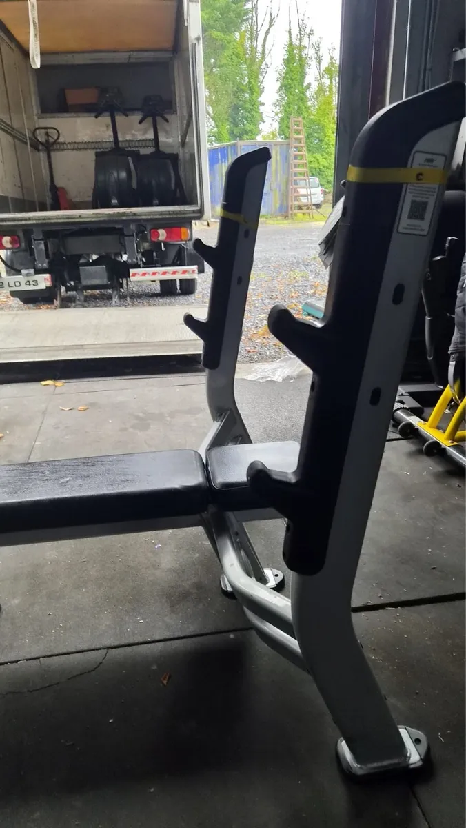 ⭐️2 AVAILABLE NAUTILUS FLAT BENCH⭐️ - Image 1