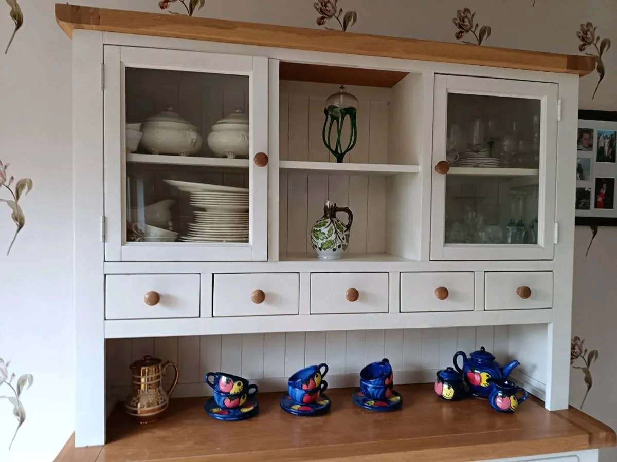 Kitchen dresser - Image 2