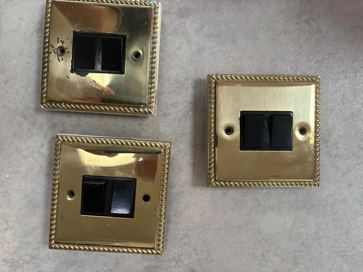 Light switches - Image 2