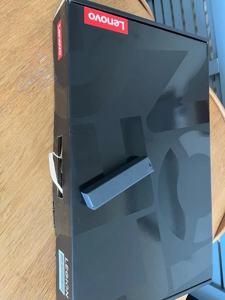 Lenovo Legion Pro 7 16" | Intel I9-13900hx | Rtx 4070 | 32gb Ram | 1tb Ssd | 240hz - Image 2