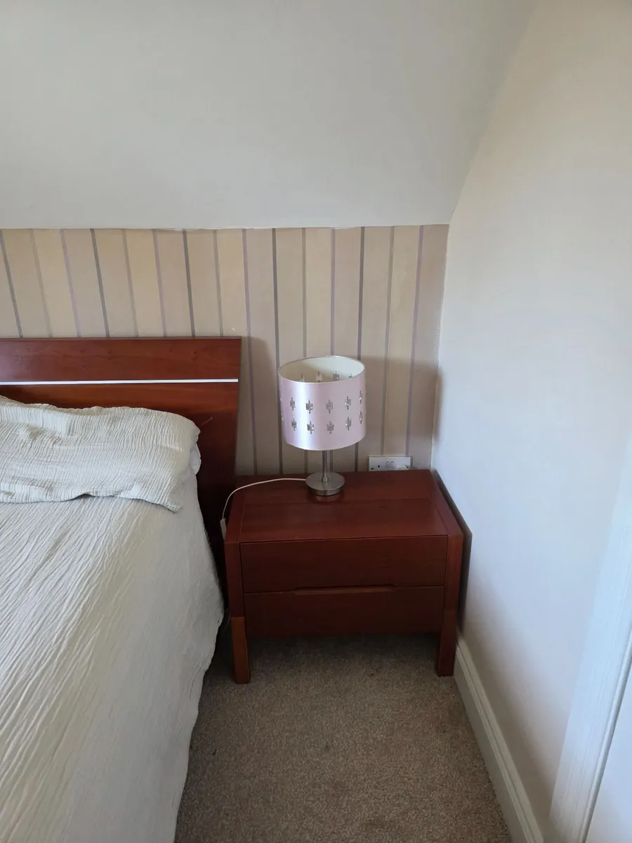 Bedroom furniture - Image 3