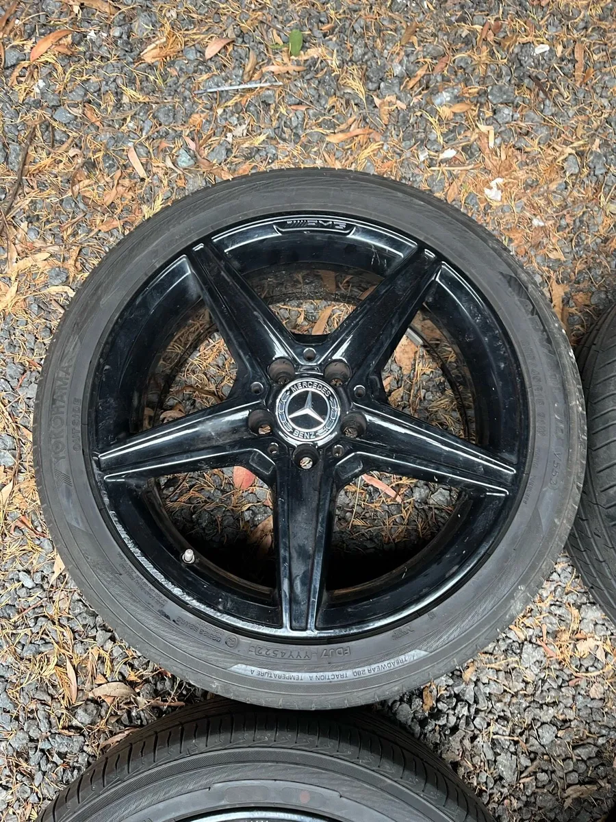 18’ Genuine Mercedes AMG 5x112 alloy wheels - Image 2