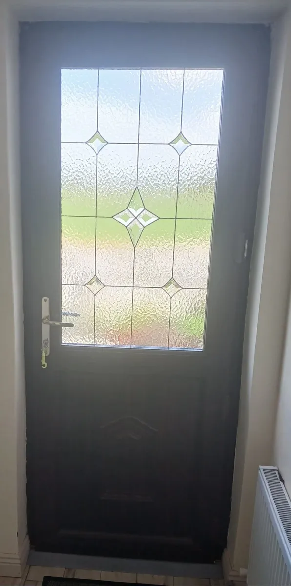 PVC external doors x 2 rosewood 880mm wide - Image 2