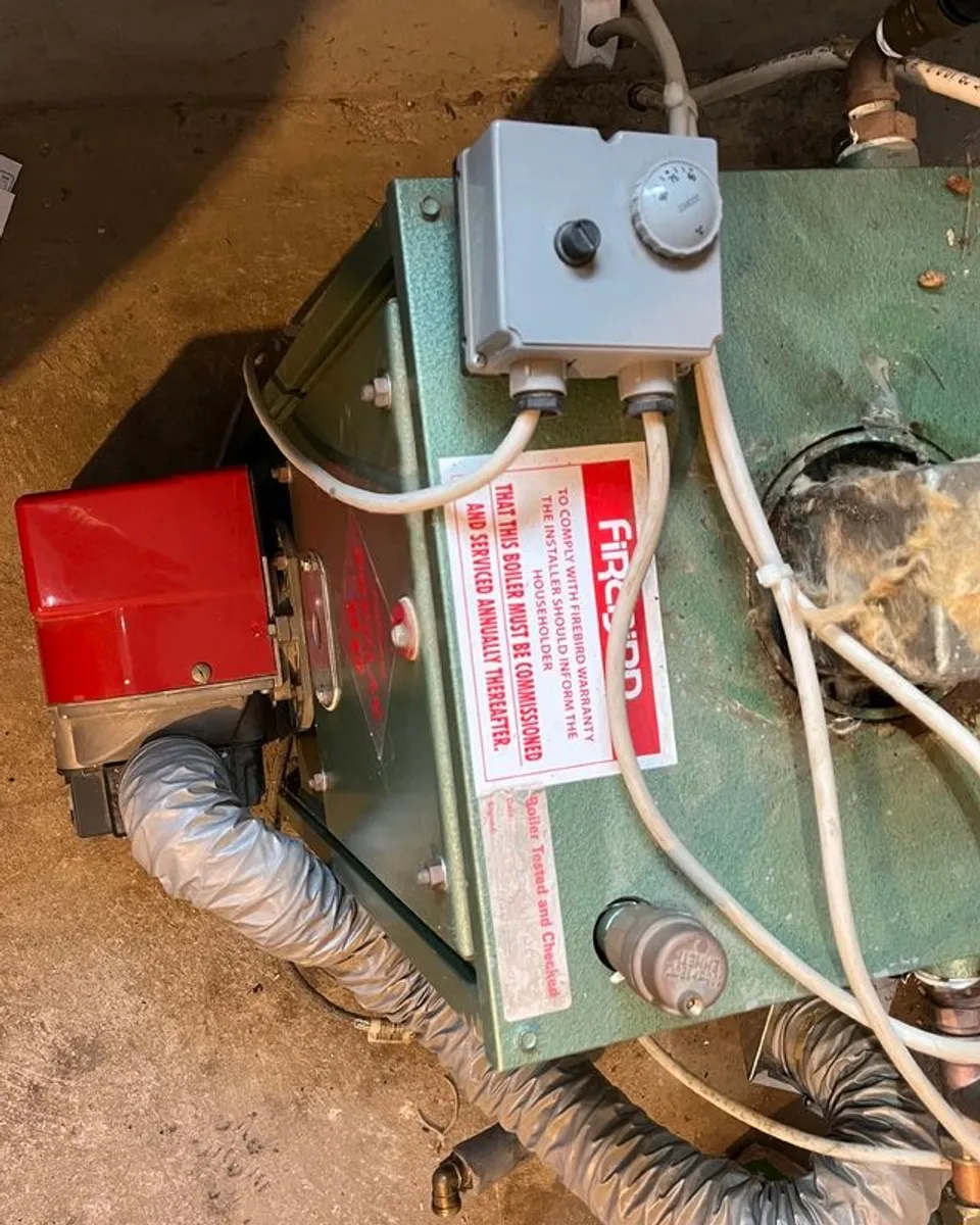 Firebird 90 boiler, burner and circulation pump - Image 3