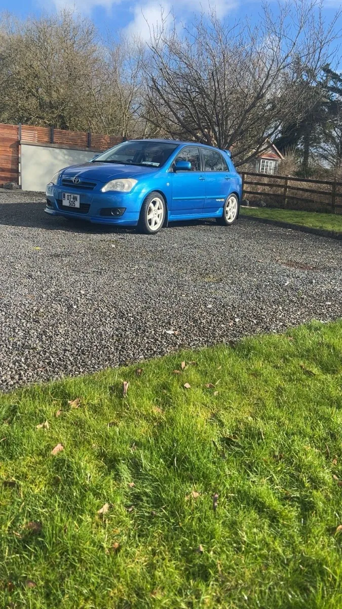 E12 Toyota corolla - Image 4
