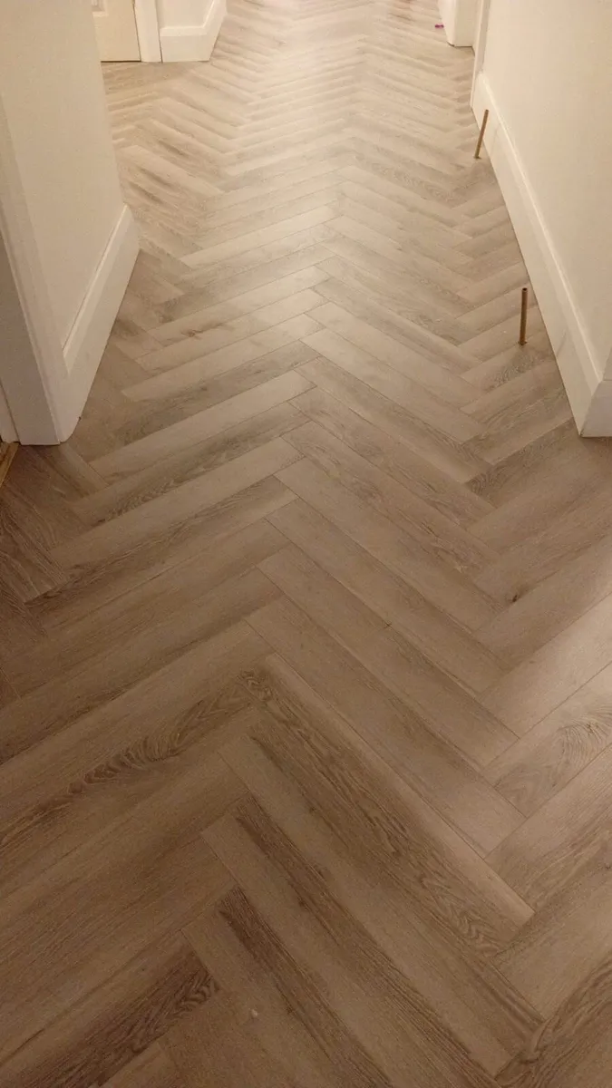 Herringbone flooring - Image 1