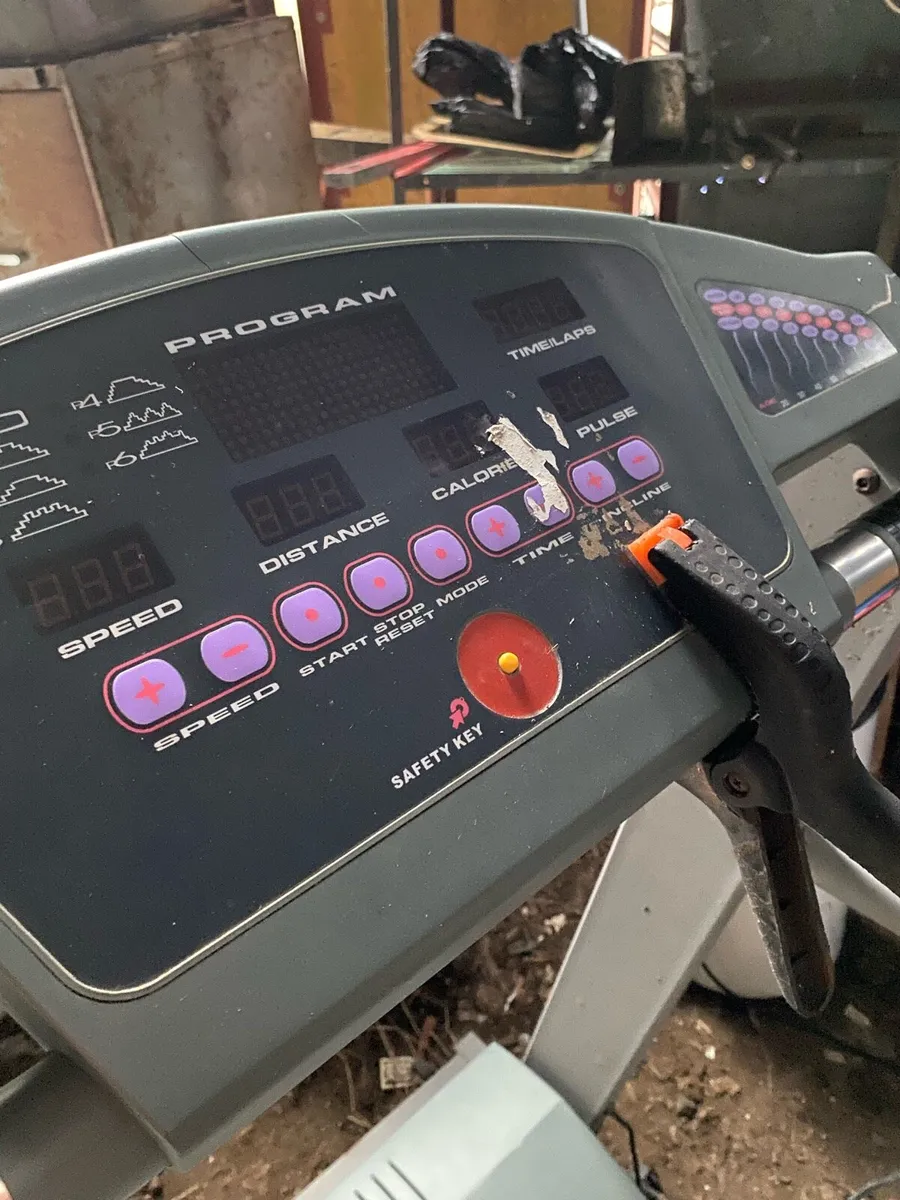 Treadmill - Image 3