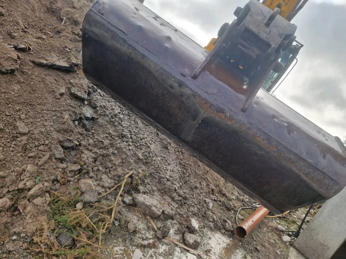 Grading bucket - Image 2