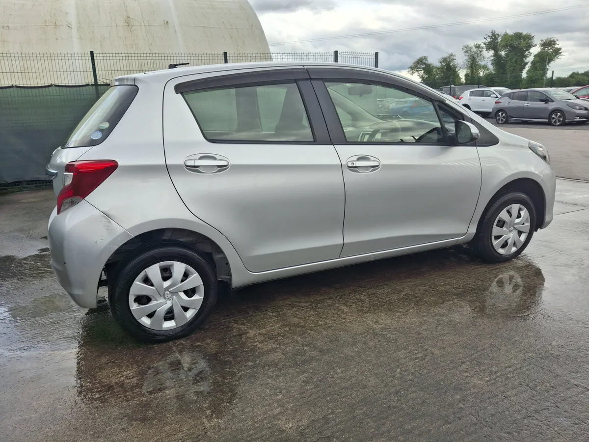 162 Toyota Vitz  1.0 Petrol  Automatic - Image 3
