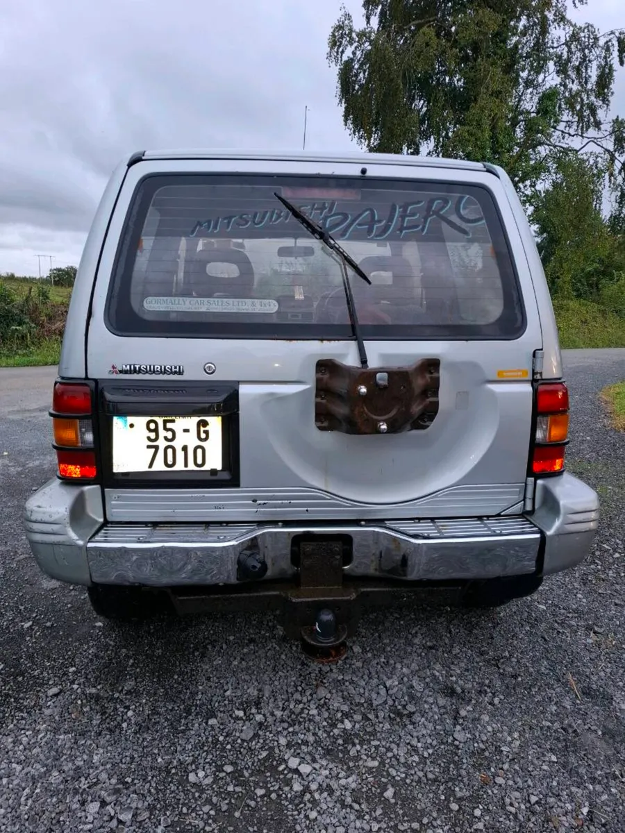 1995 Mitsubishi pajero 2.8 - Image 2