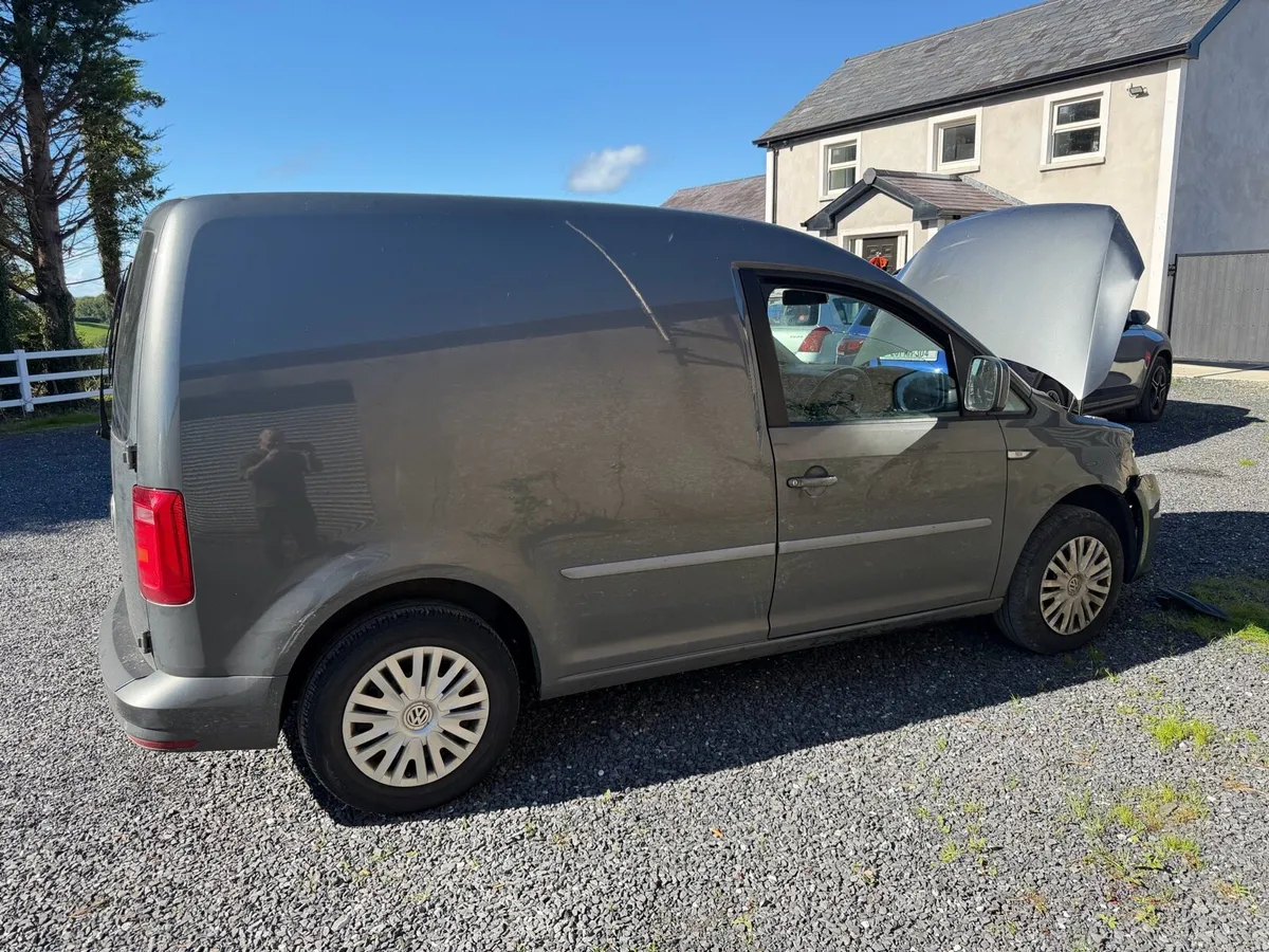 2019 VW Caddy 2.0 Tdi - Image 3