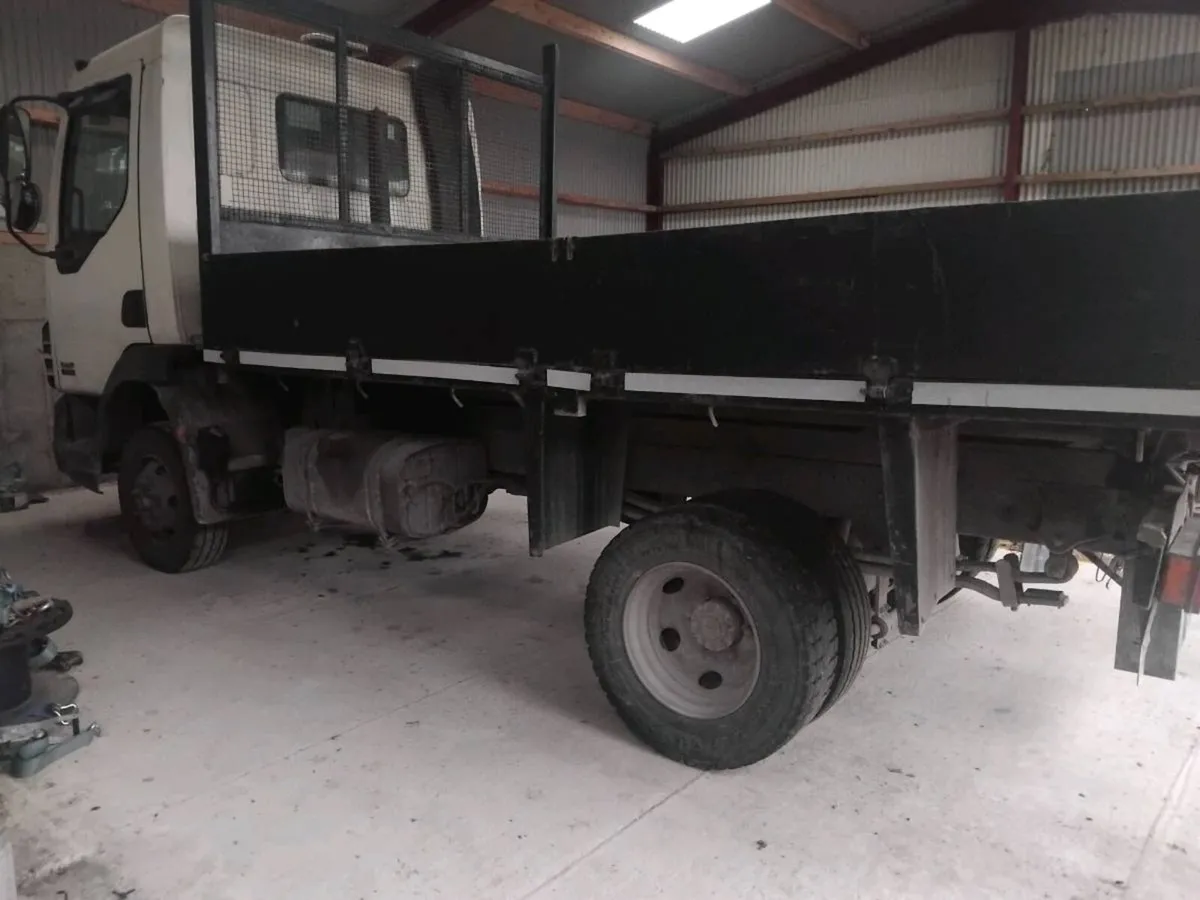 06 Daf lf 7.5 ton tipper (needs engine) - Image 4