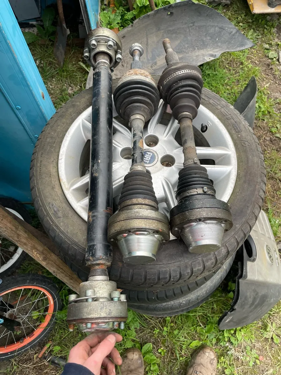 Vw Touareg breaking - Image 4