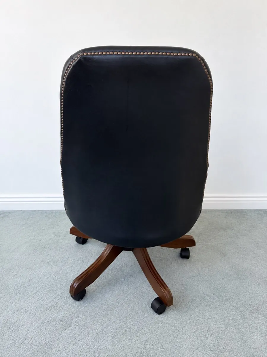 Chesterfield Traditional Handcrafted Office Chair - Image 3