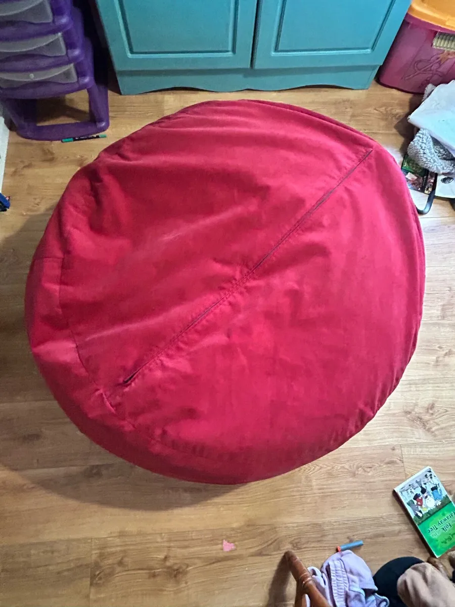 Outdoor Living Burren Bean Bag Red - Image 4