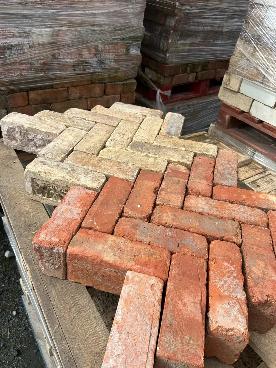 Reclaimed brick - Image 1