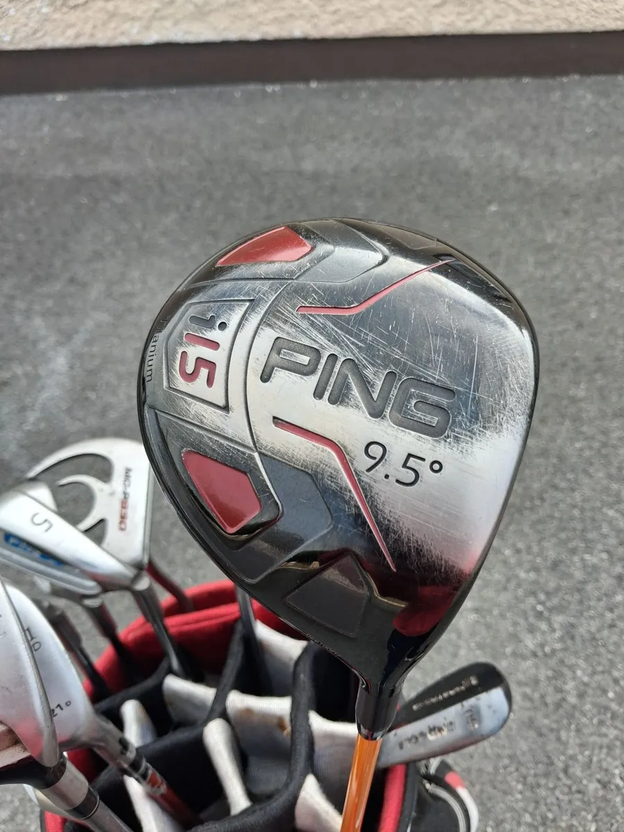 Golf bag and clubs - Image 2