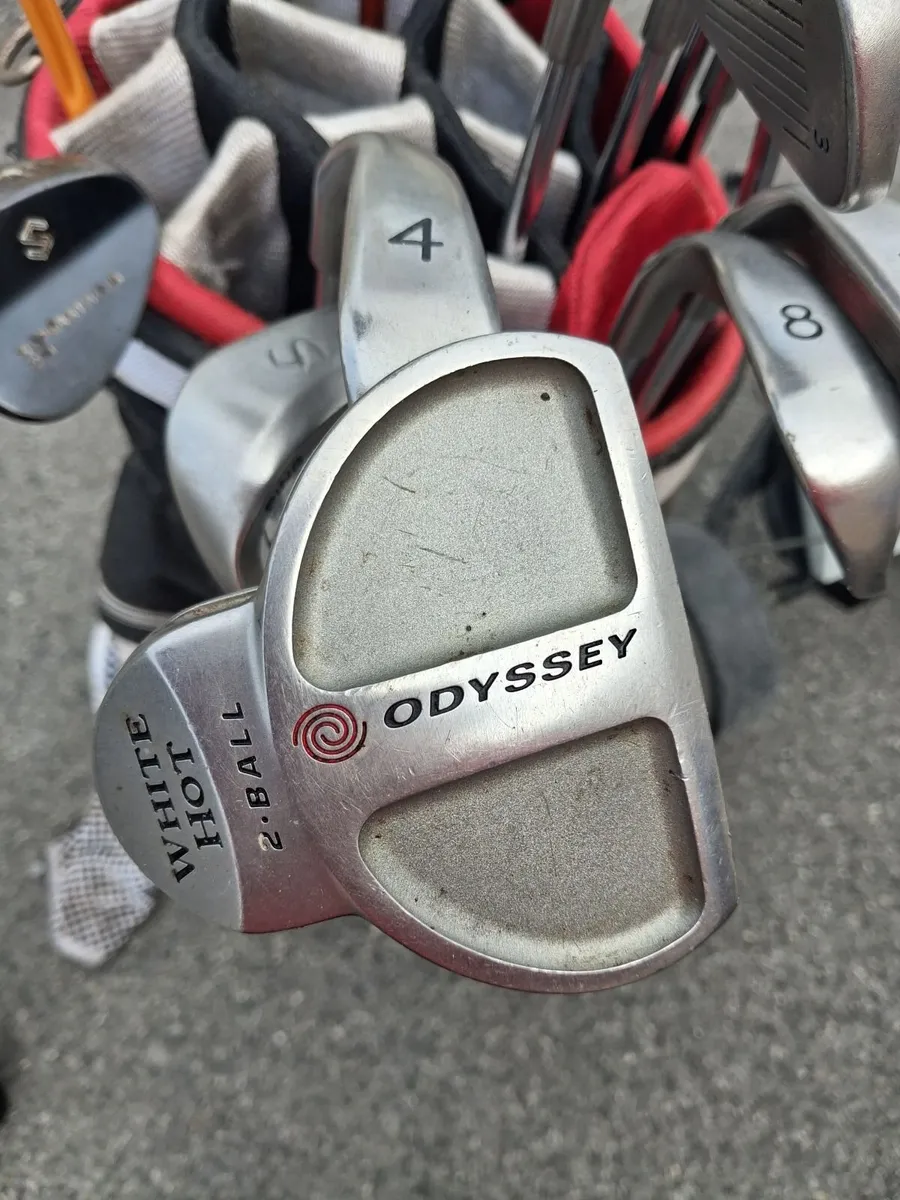 Golf bag and clubs - Image 3