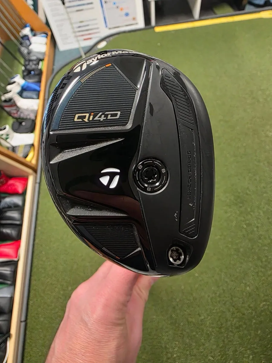 As New Taylormade Qi4D 4 Hybrid - Image 1