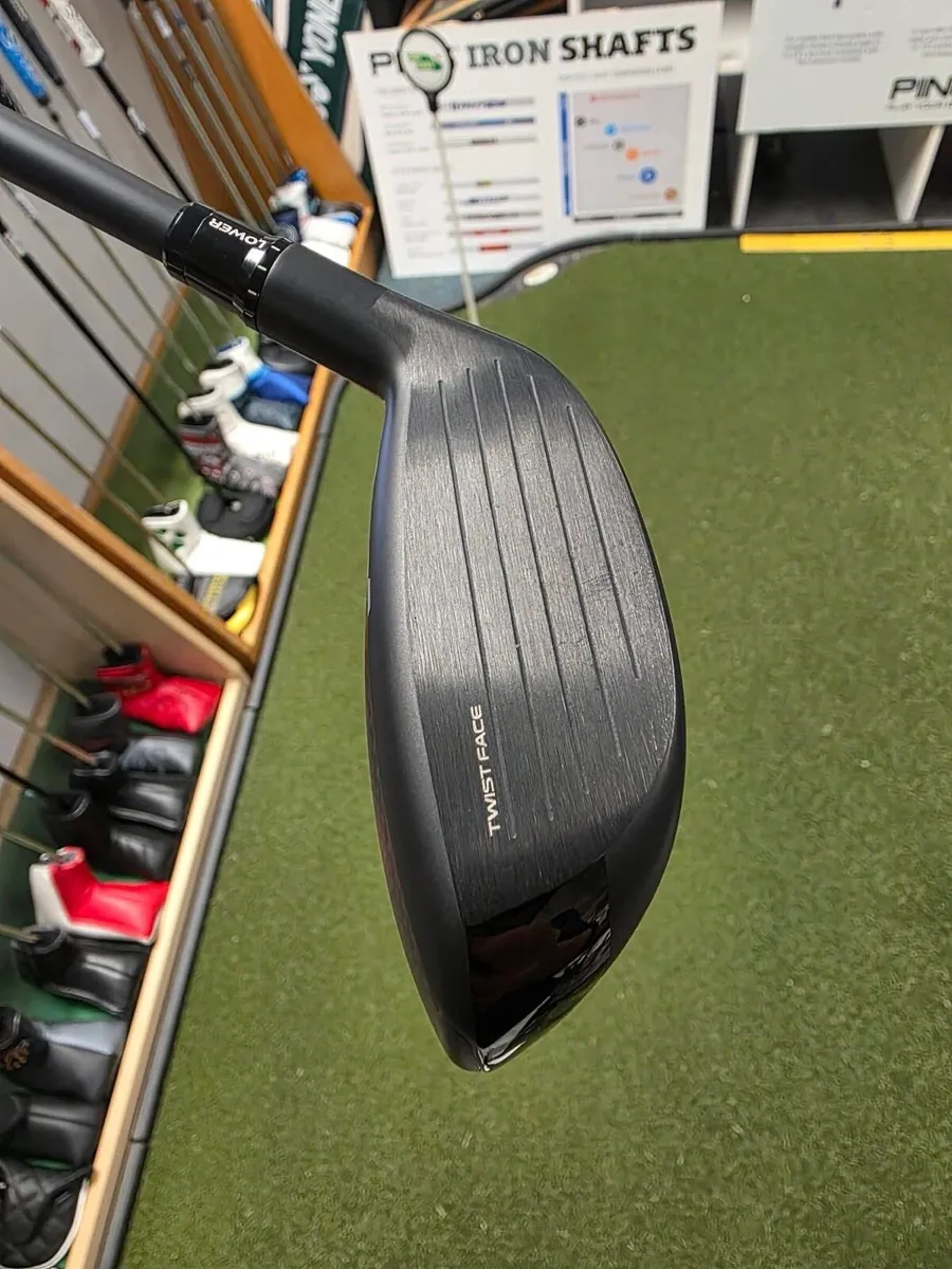As New Taylormade Qi4D 4 Hybrid - Image 4