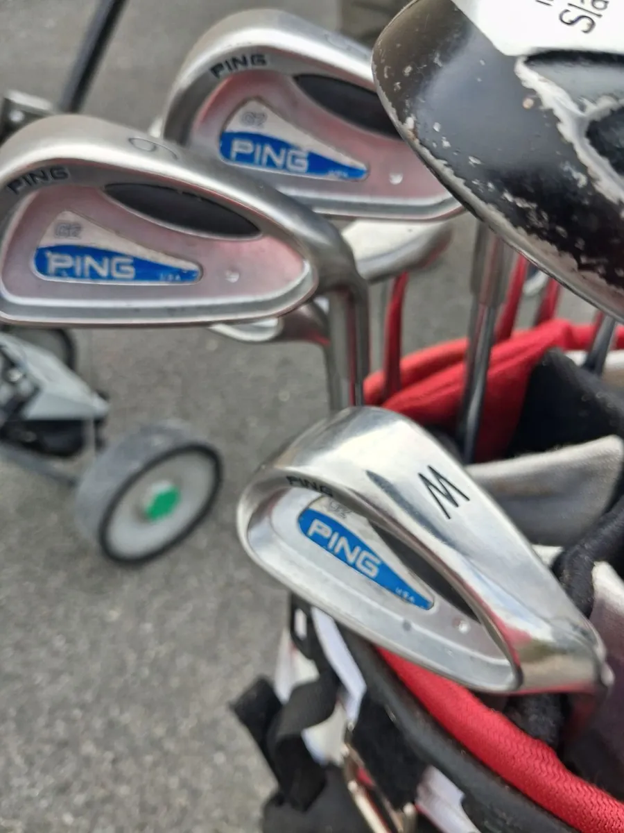 Golf bag and clubs - Image 4