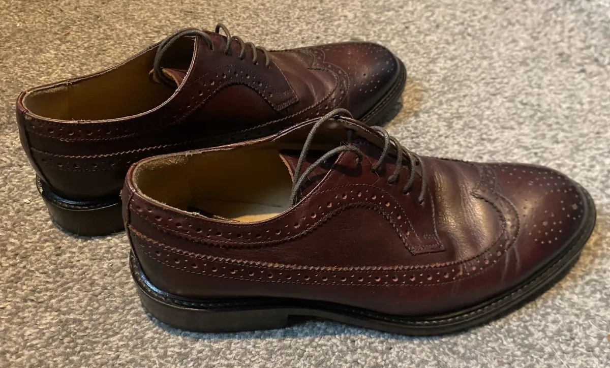 Reiss Brogue Shoes size 7.5 - Image 3