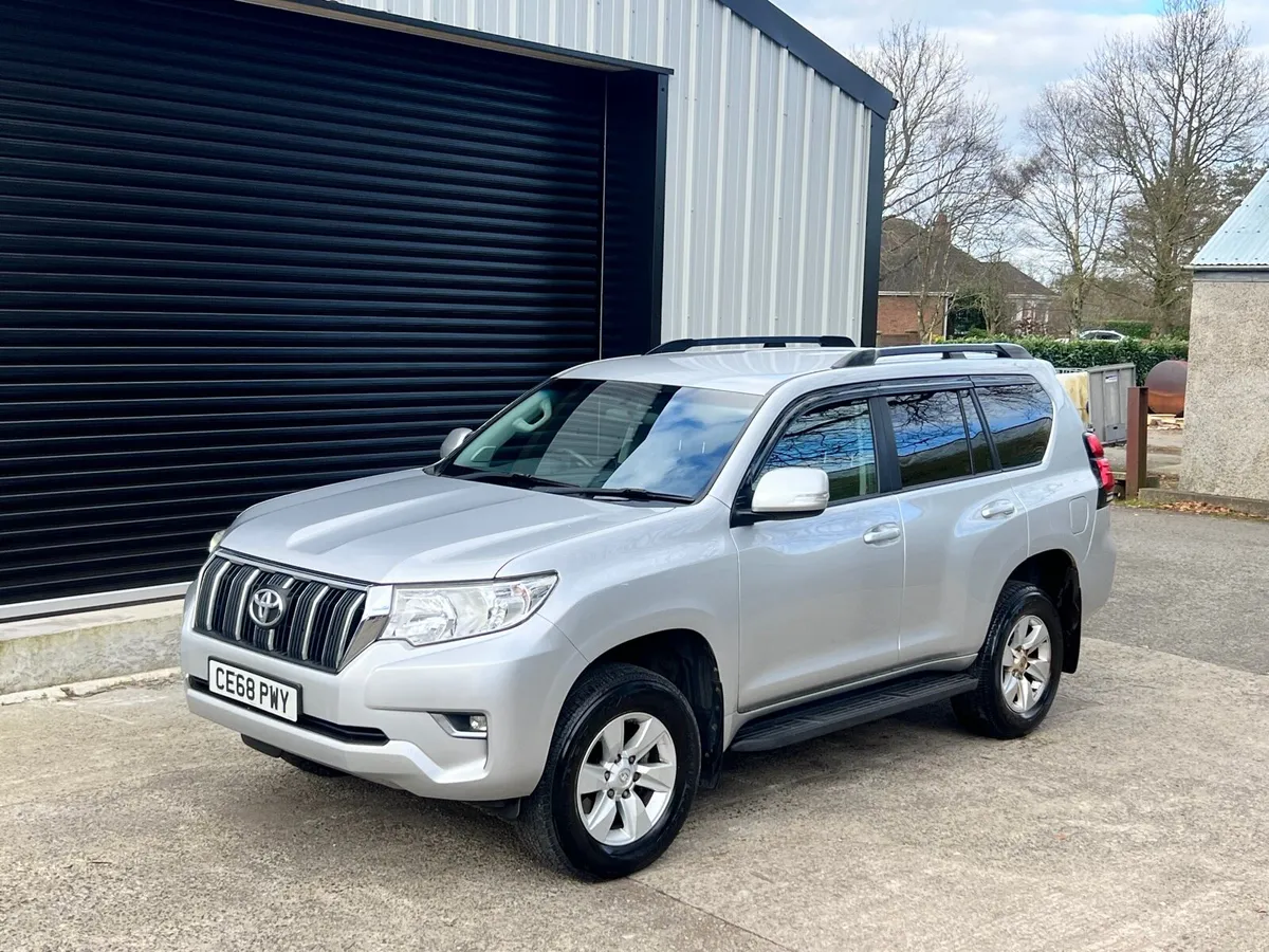 2018 Toyota Landcruiser 2.8 LWB D4-D Active - Image 3