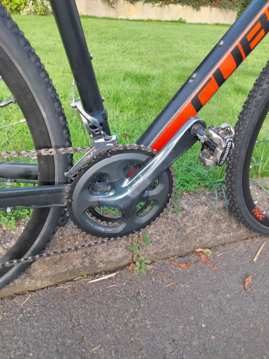 Cube Cross Race Cyclocross Bike, Carbon Fork. - Image 4