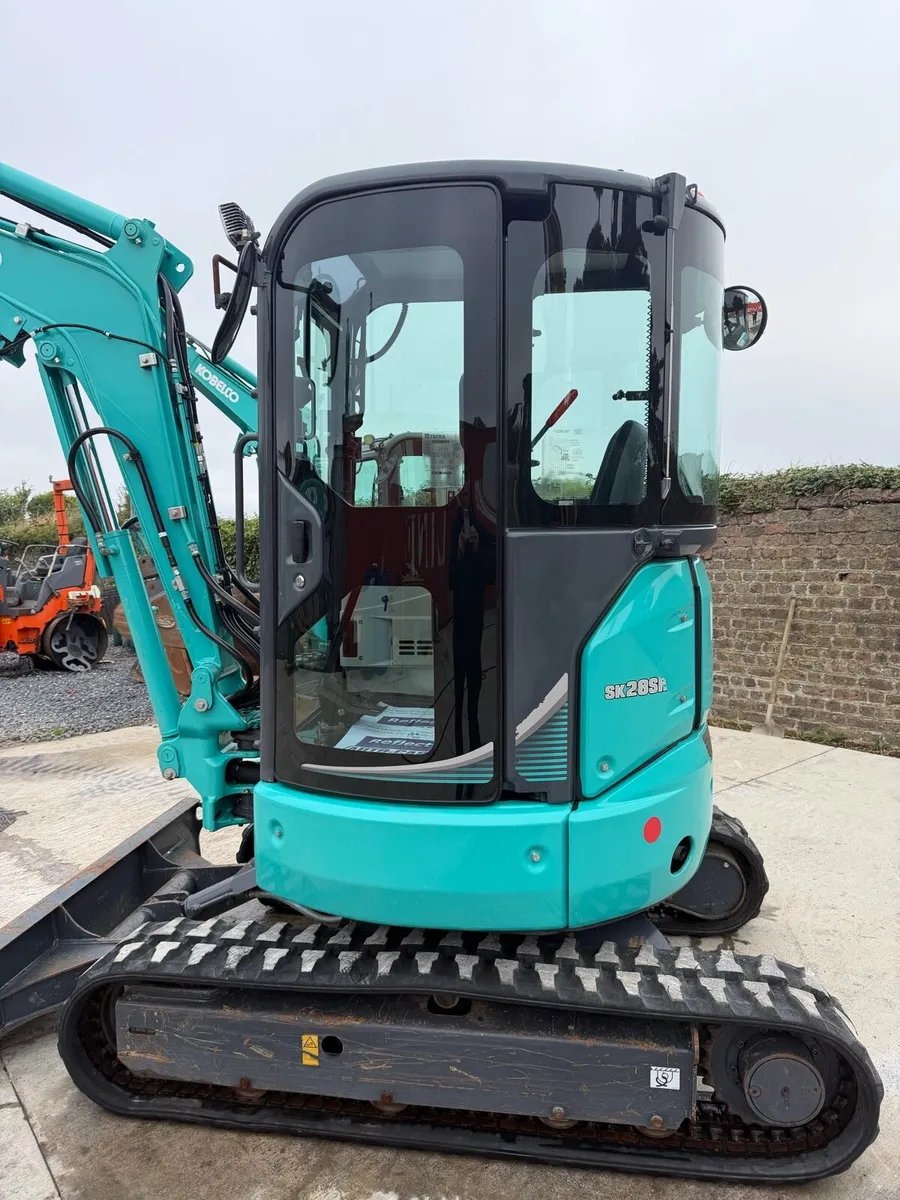 KOBELCO SK28SR-6E 723 Hours - Image 1