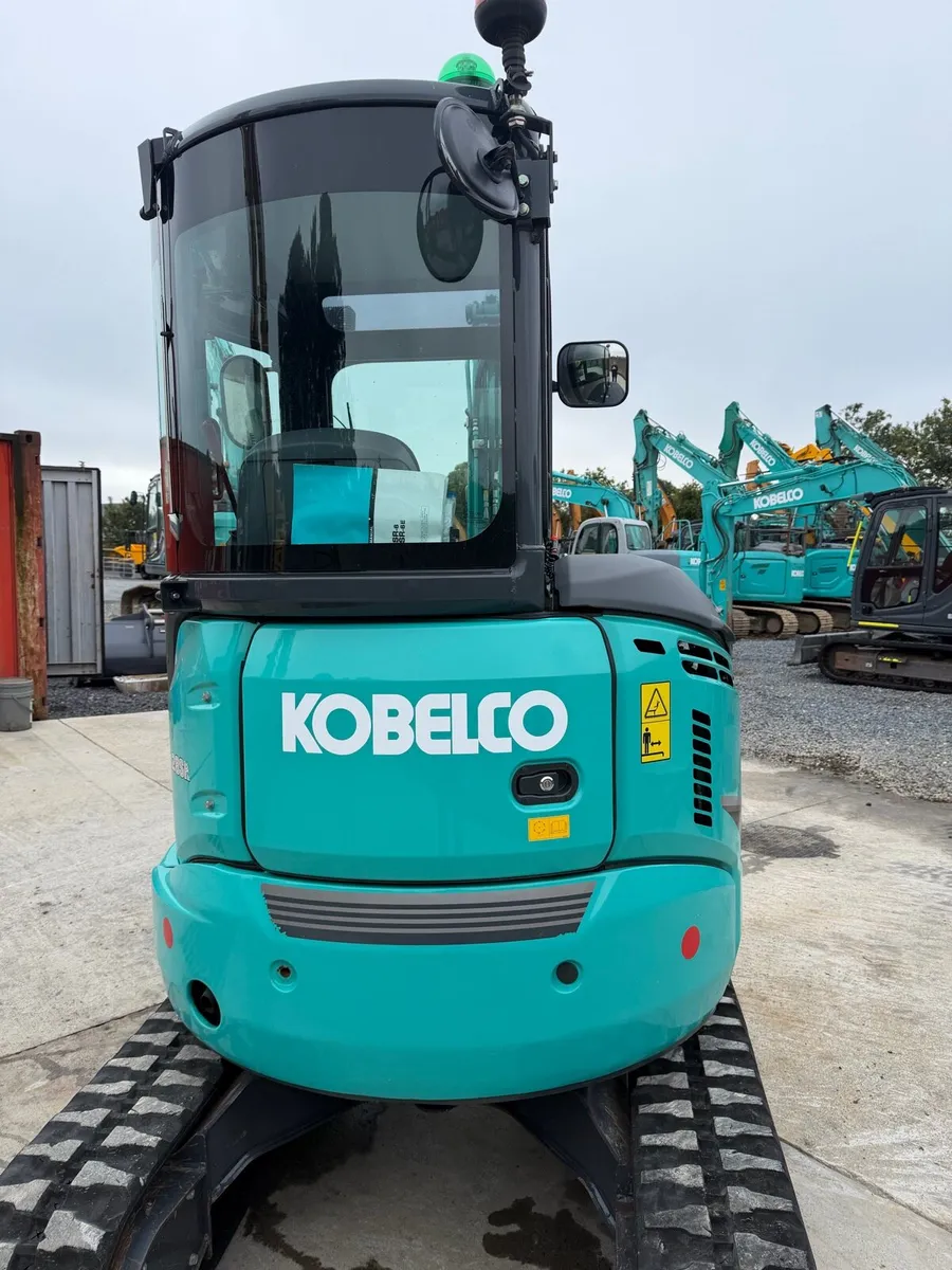 KOBELCO SK28SR-6E 723 Hours - Image 4