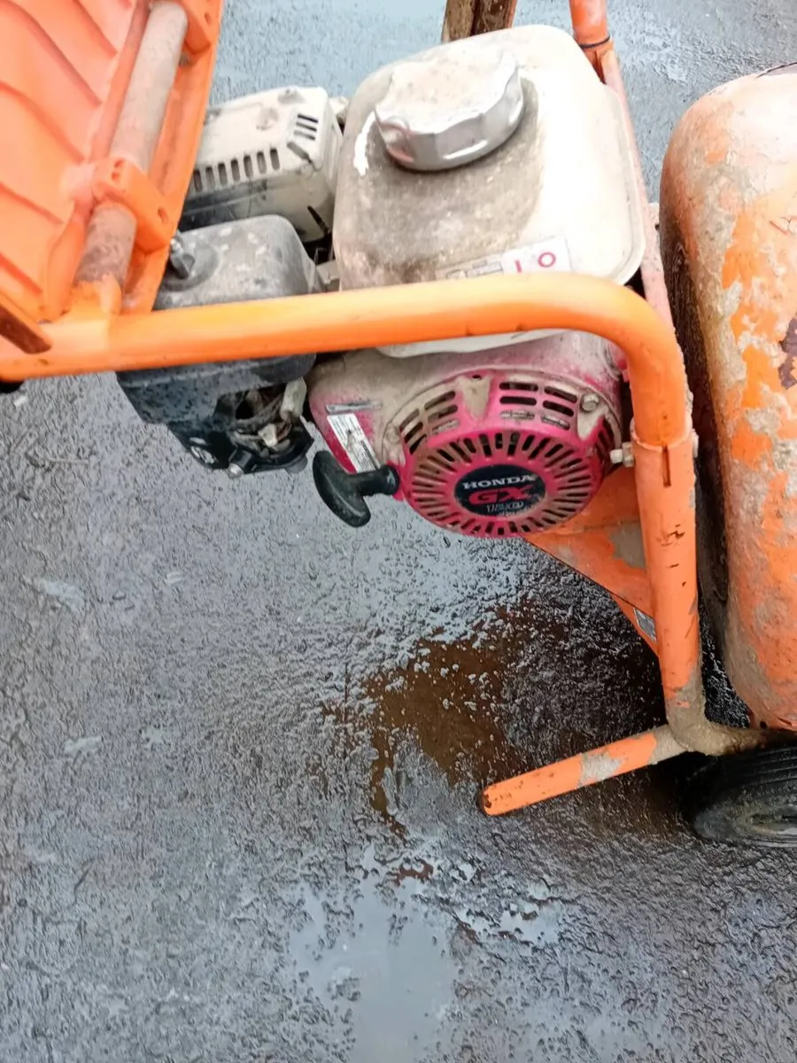 Petrol Bell Honda Cement Mixer - Image 3