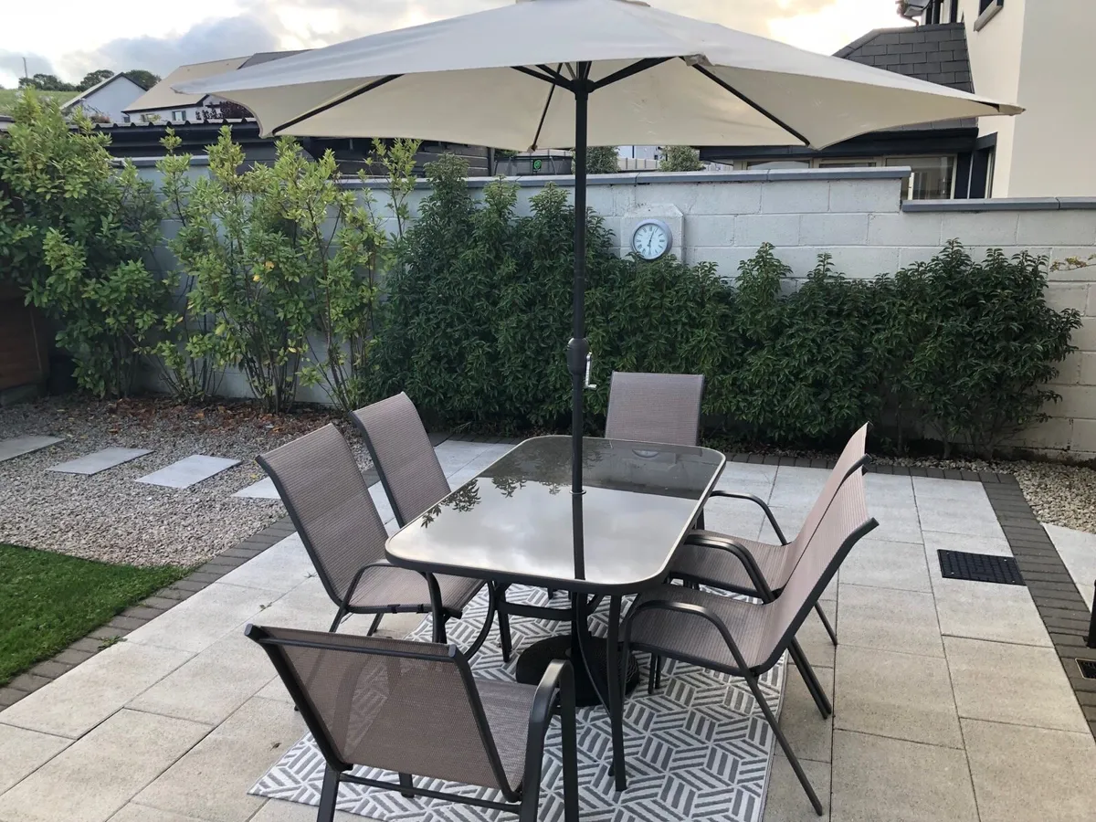 Garden Patio Table & Chairs - Image 2