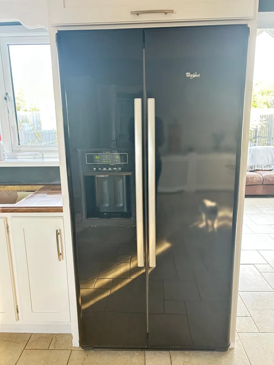 Whirlpool American fridge freezer - Image 1